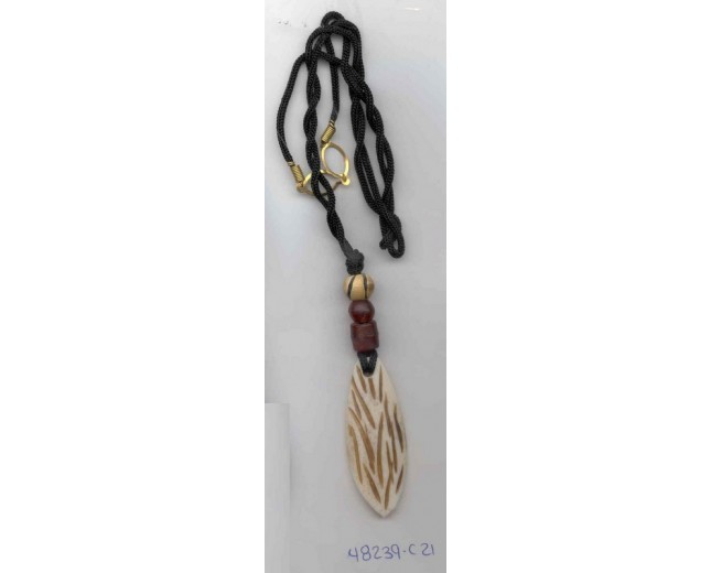 Oval Horn Pendant w/ Lines w/ Blk Cord 18"  NATUR