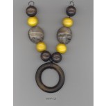 Necklace w/wooden/plastic beads/ring 61/8"YLLW/BRN