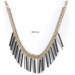 Necklace w/long glass bead&RstonesClr/Wht/Blk/Gold